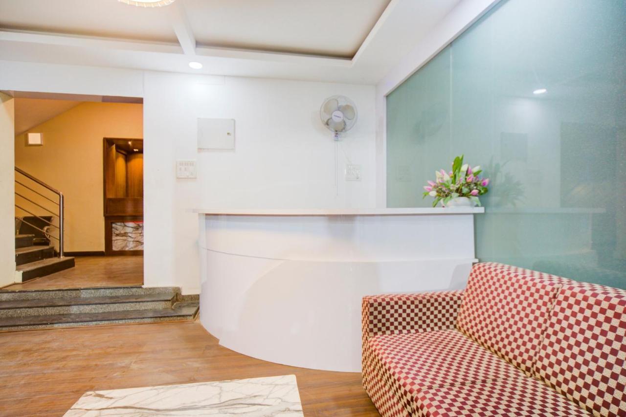 Collection O 75820 Madras Metro Club, T Nagar Ченнаи Экстерьер фото