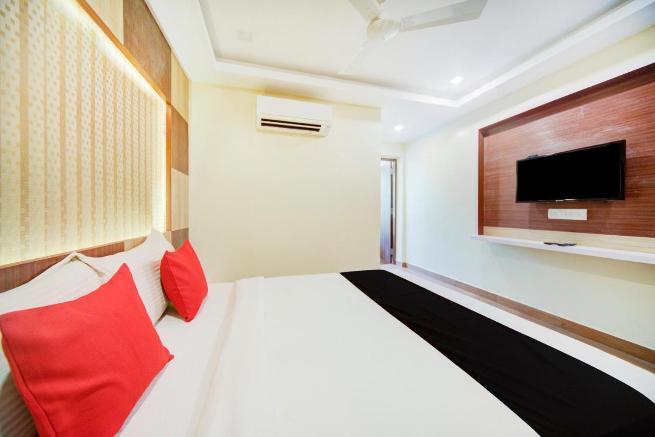 Collection O 75820 Madras Metro Club, T Nagar Ченнаи Экстерьер фото